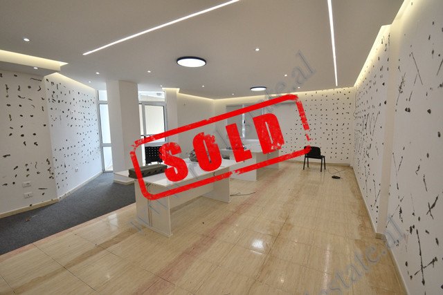 Apartament 2+1 ne shitje ne rrugen e Elbasanit prane Fakultetit te Gjuheve te Huaja&nbsp;ne Tirane.